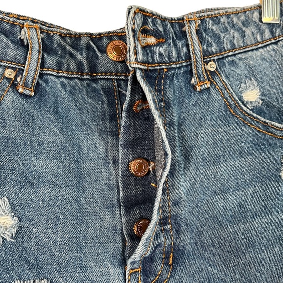 Forever 21 High Rise Distressed Button Fly Medium Wash Jean Shorts Size … - Picture 5 of 11